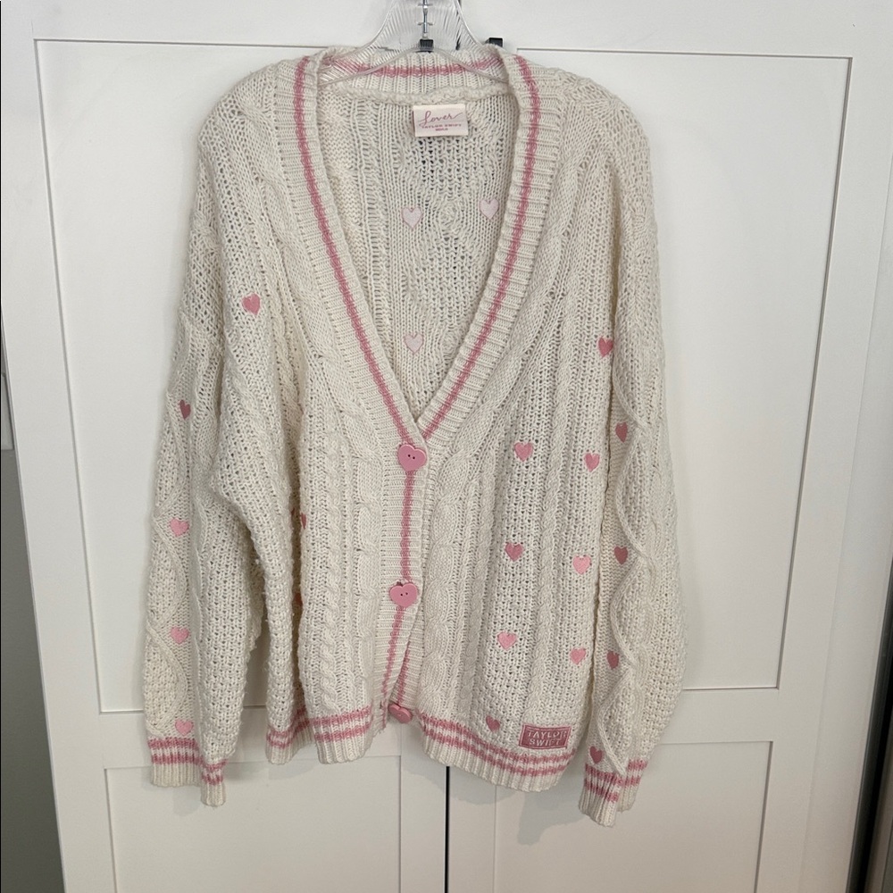 Official Taylor Swift Lovers cardigan Med/Lge